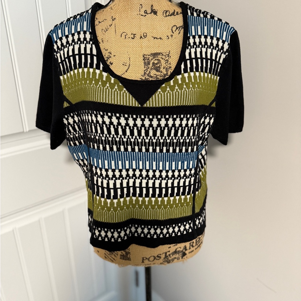 Ashley Stewart Plus Size 22/24 Bold Geometric Knit Sweater Top Short Cropped